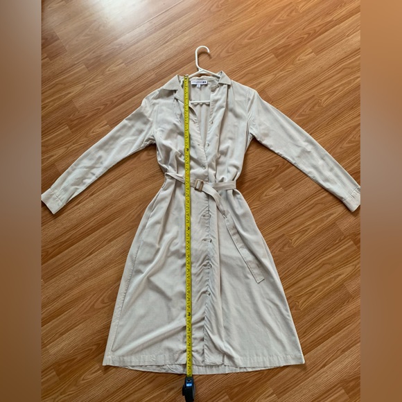 Ines de la Fressange x Uniqlo button down dress - Picture 2 of 9